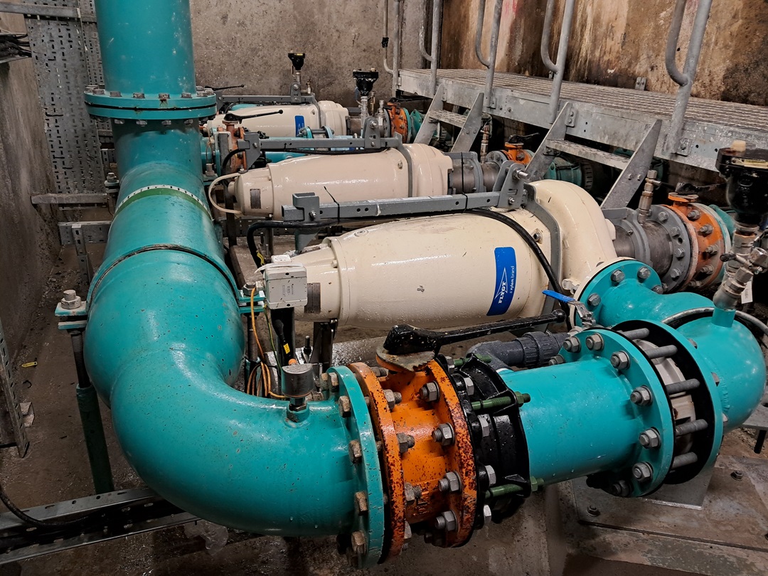 Pumps installed to combat flood risk at Loch Eck water plant