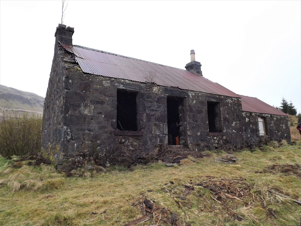 Volunteers to bring remote bothy back to life