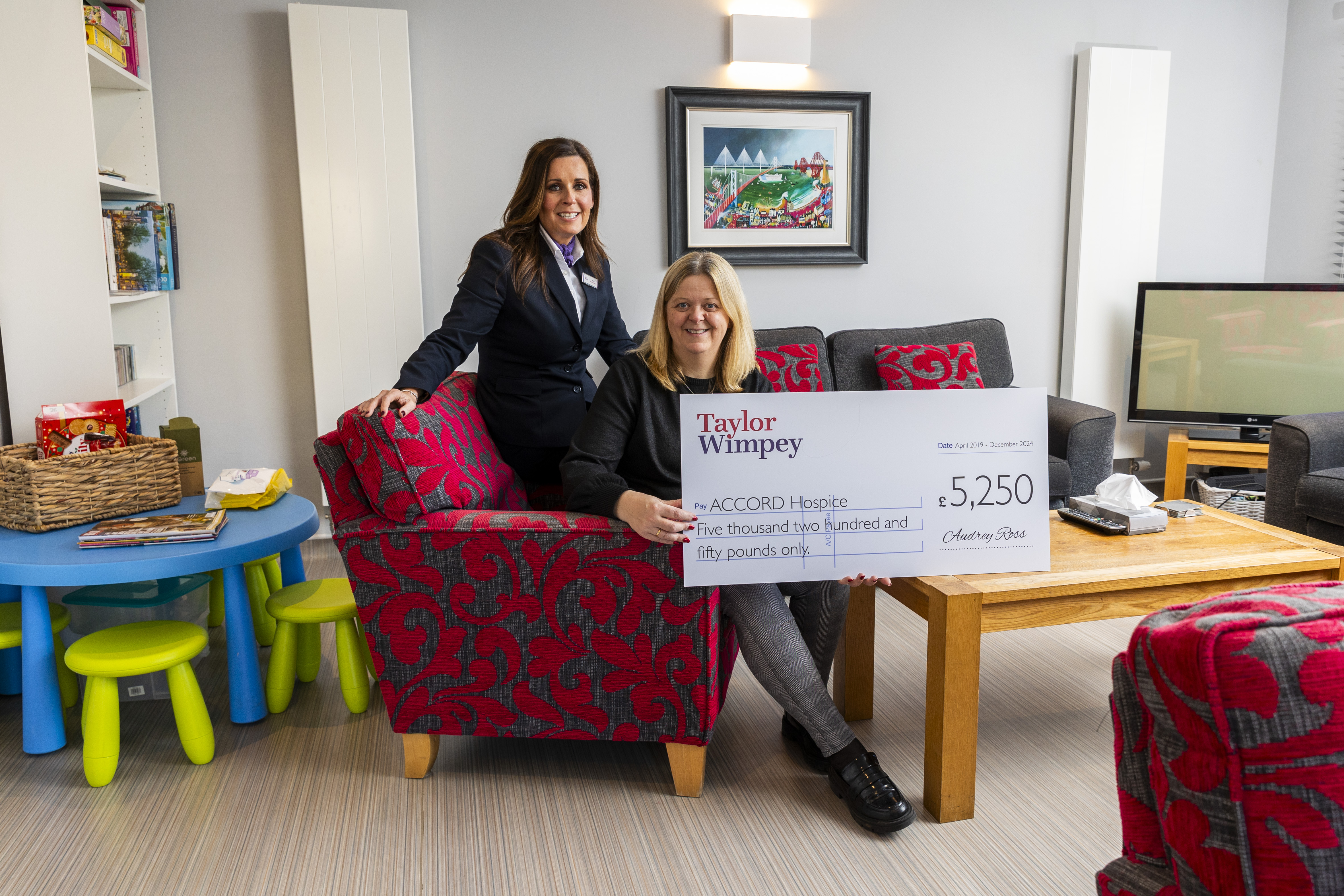 ACCORD Hospice receives final donation from Taylor Wimpey