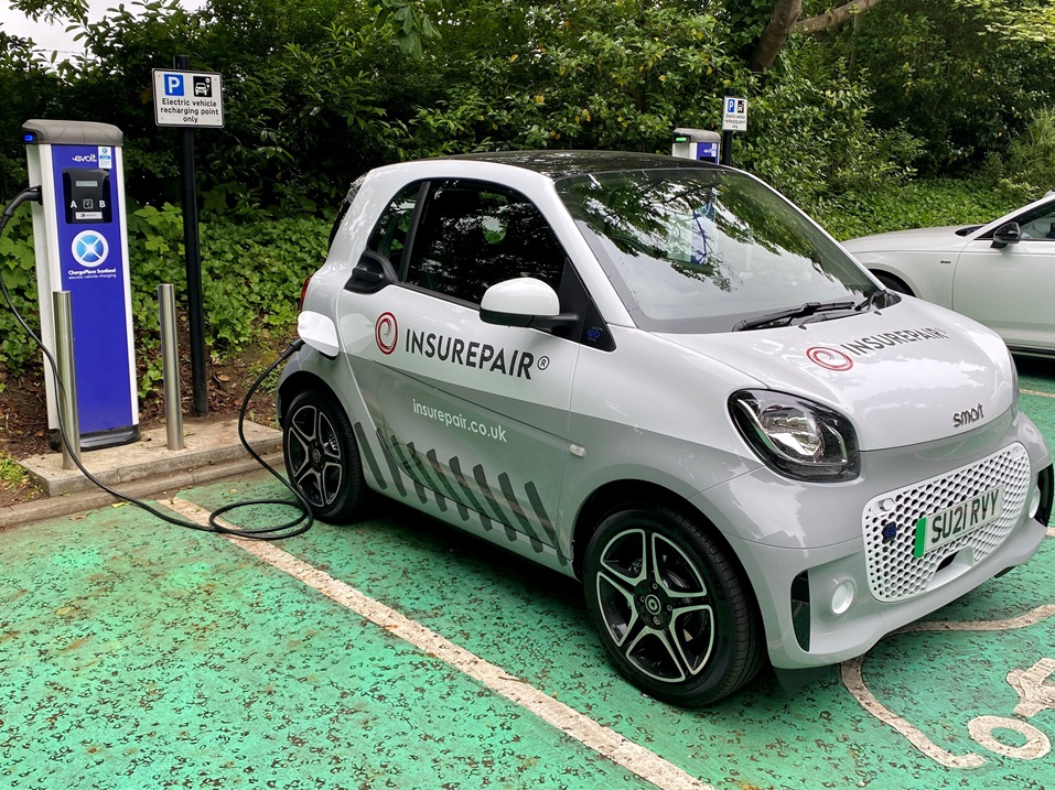 First electric car delivered to INSUREPAIR