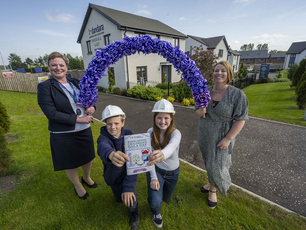 Dandara kicks off Kirkliston Children’s Gala celebrations