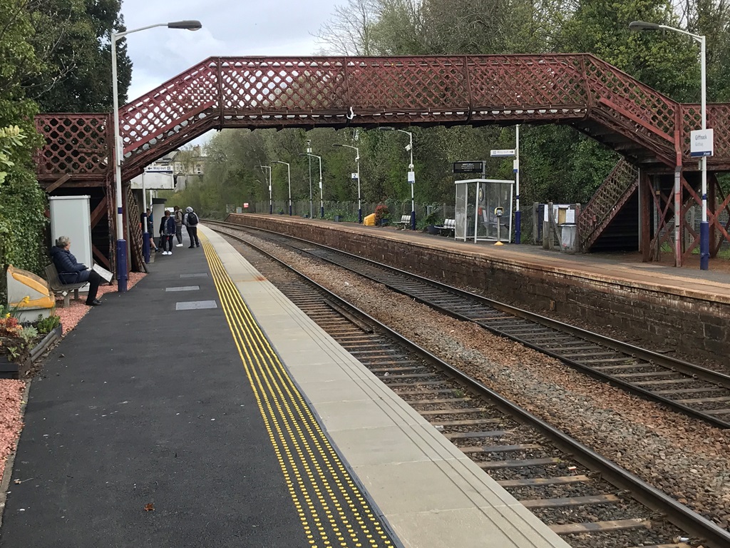 Work starts at Giffnock station enhancement project