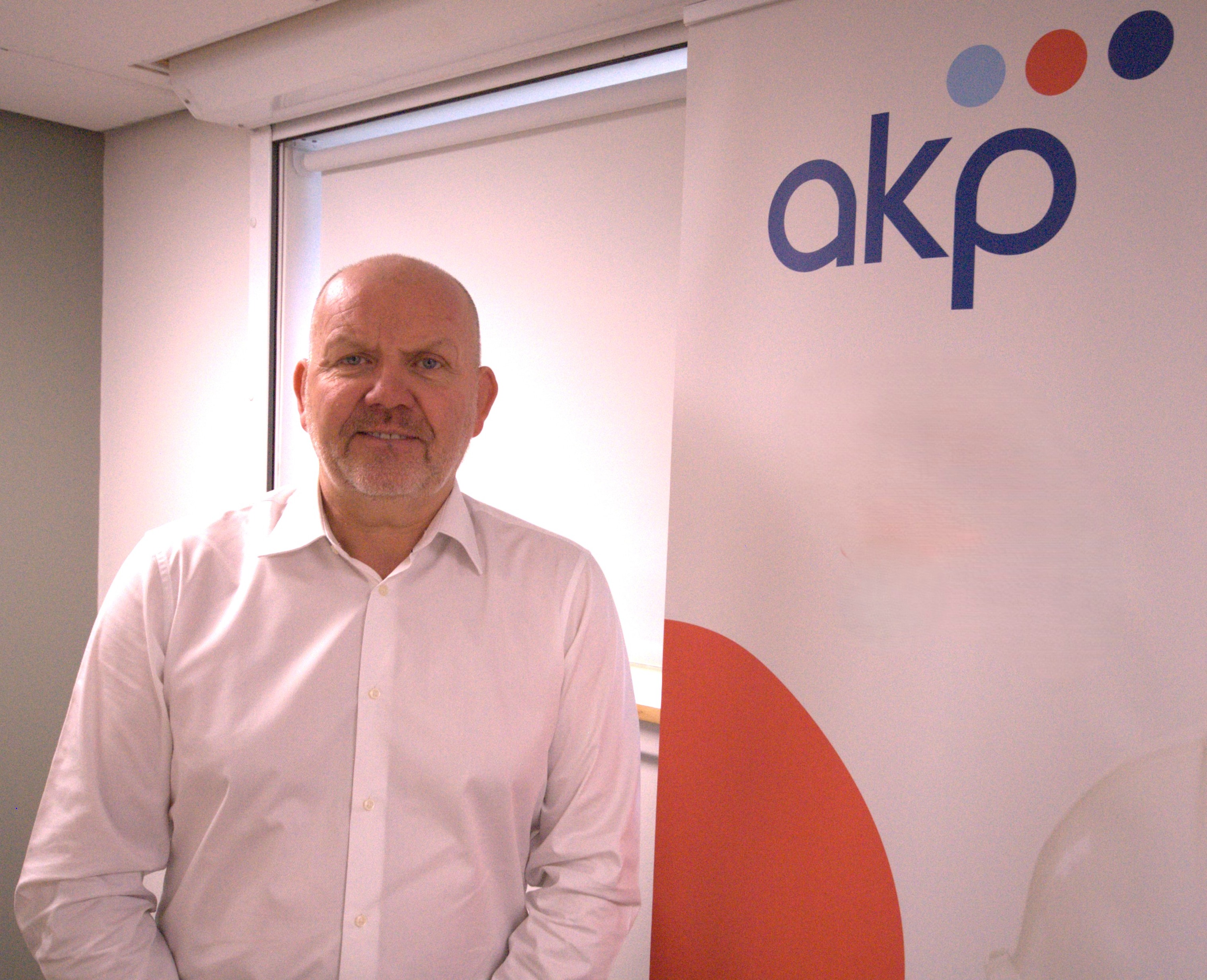 akp appoints Gordon Cairns as pre-construction director