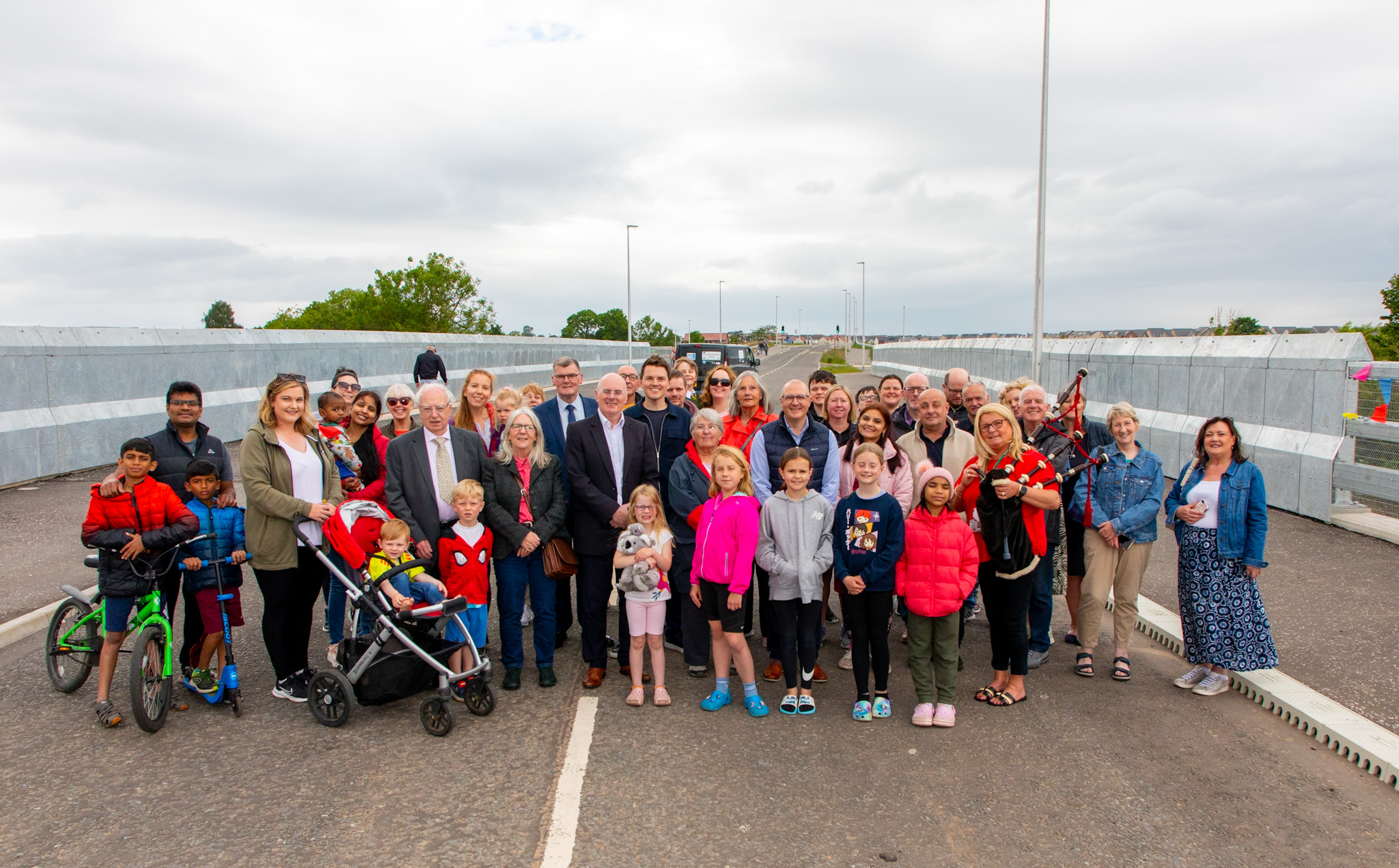 New bridge opens to fuel growth of Winchburgh community