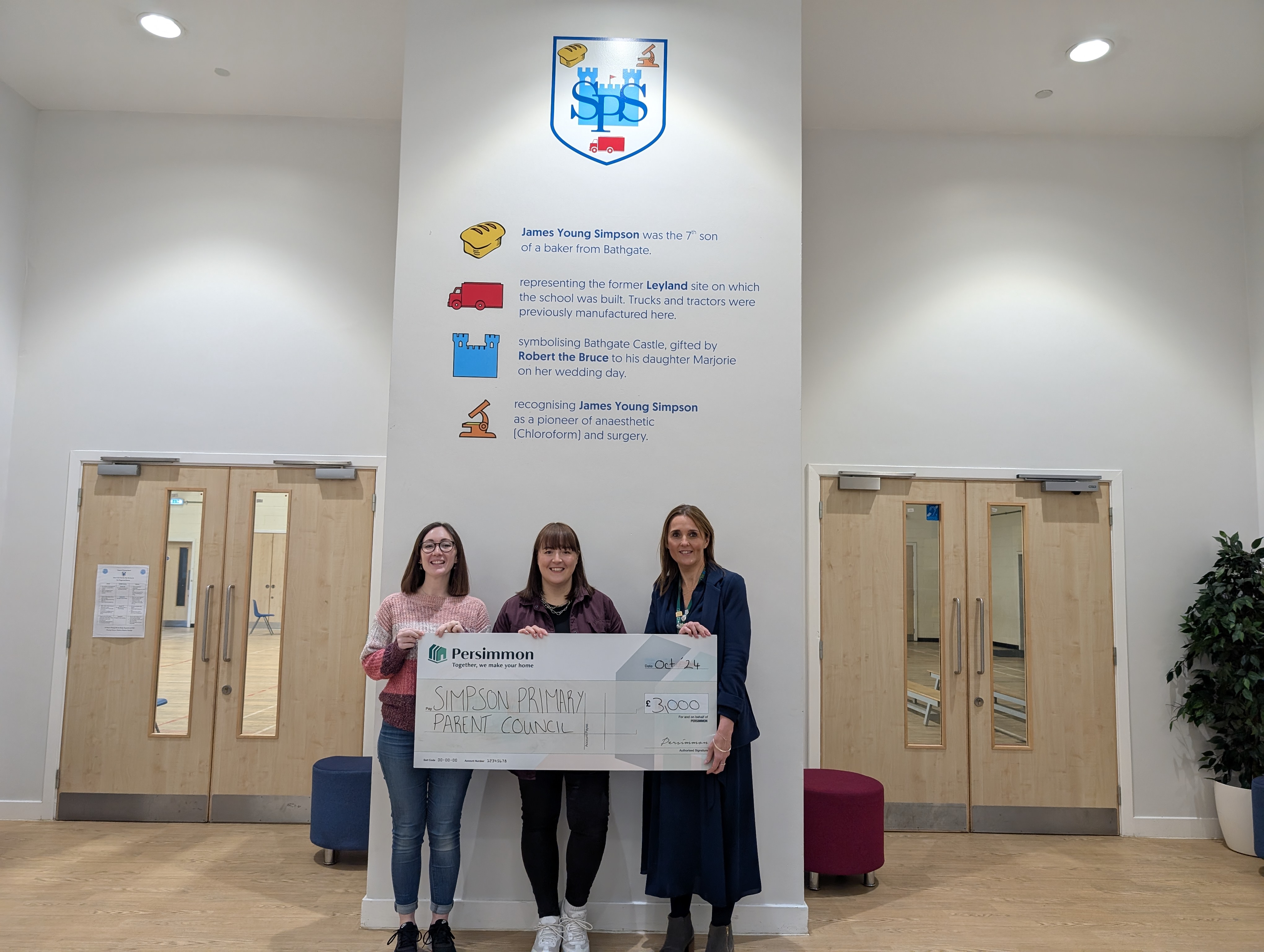 Parent council celebrates £3,000 donation from Persimmon