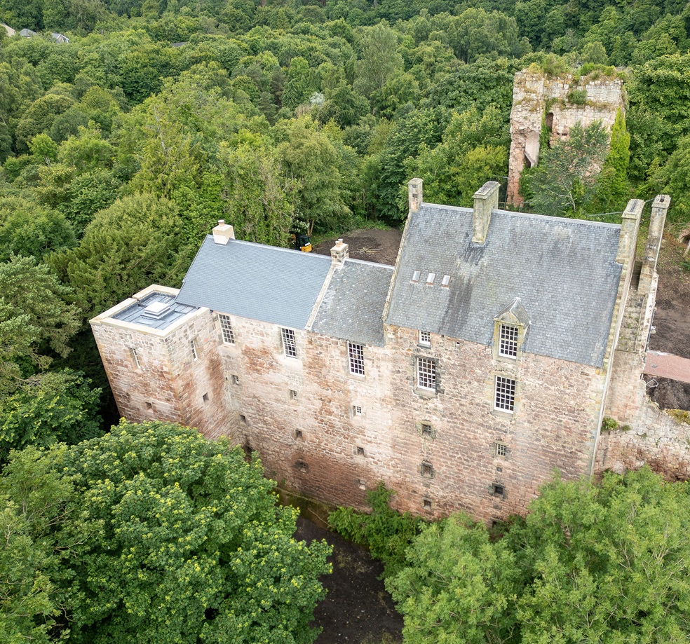 Air source heat pumps adopted at Rosslyn Castle