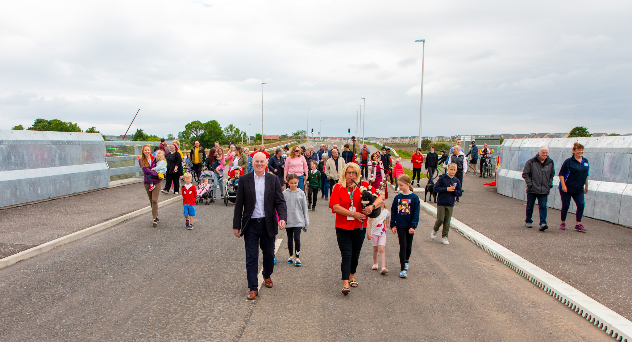 New bridge opens to fuel growth of Winchburgh community