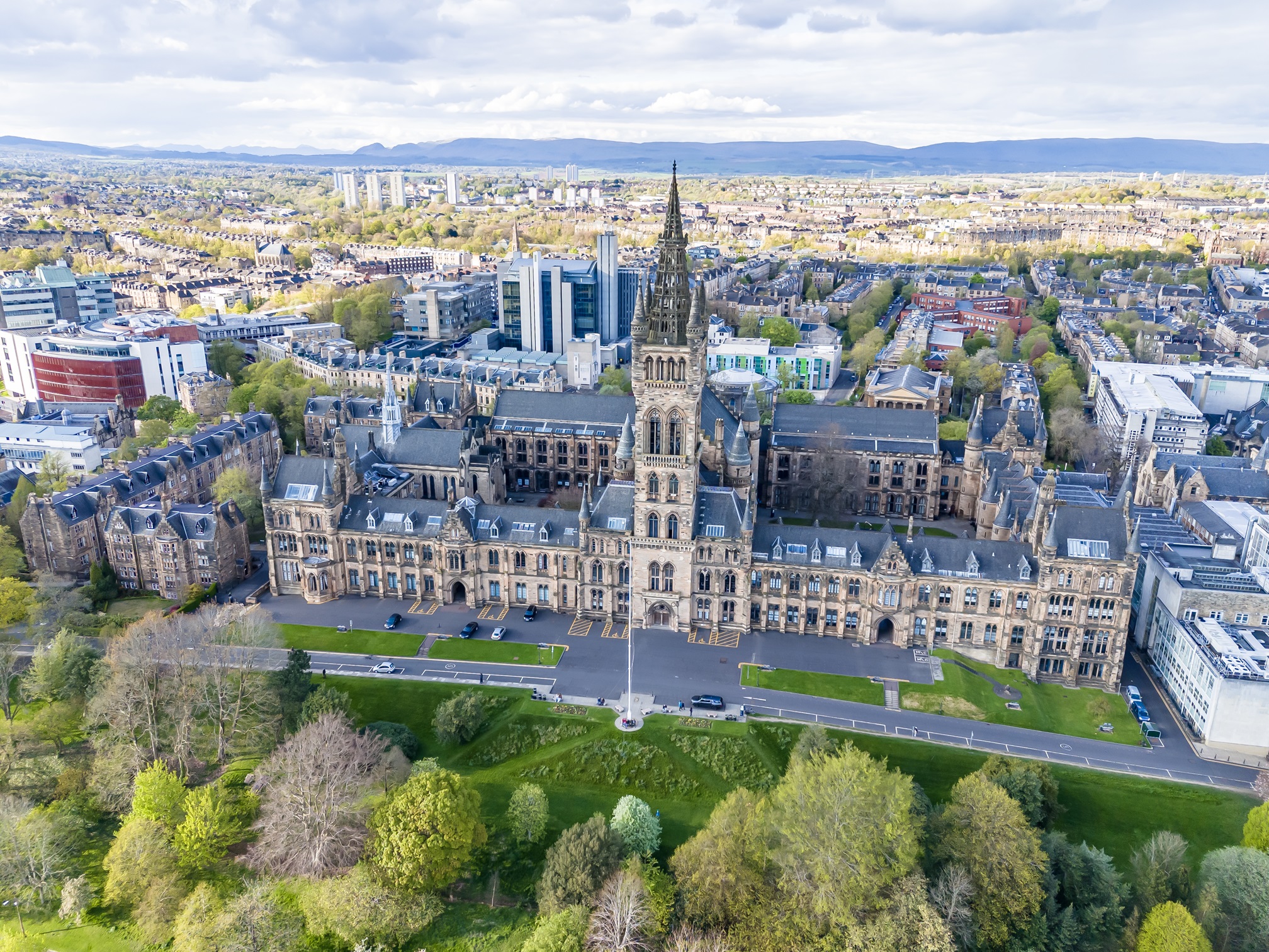 GRAHAM secures £7m contract with University of Glasgow