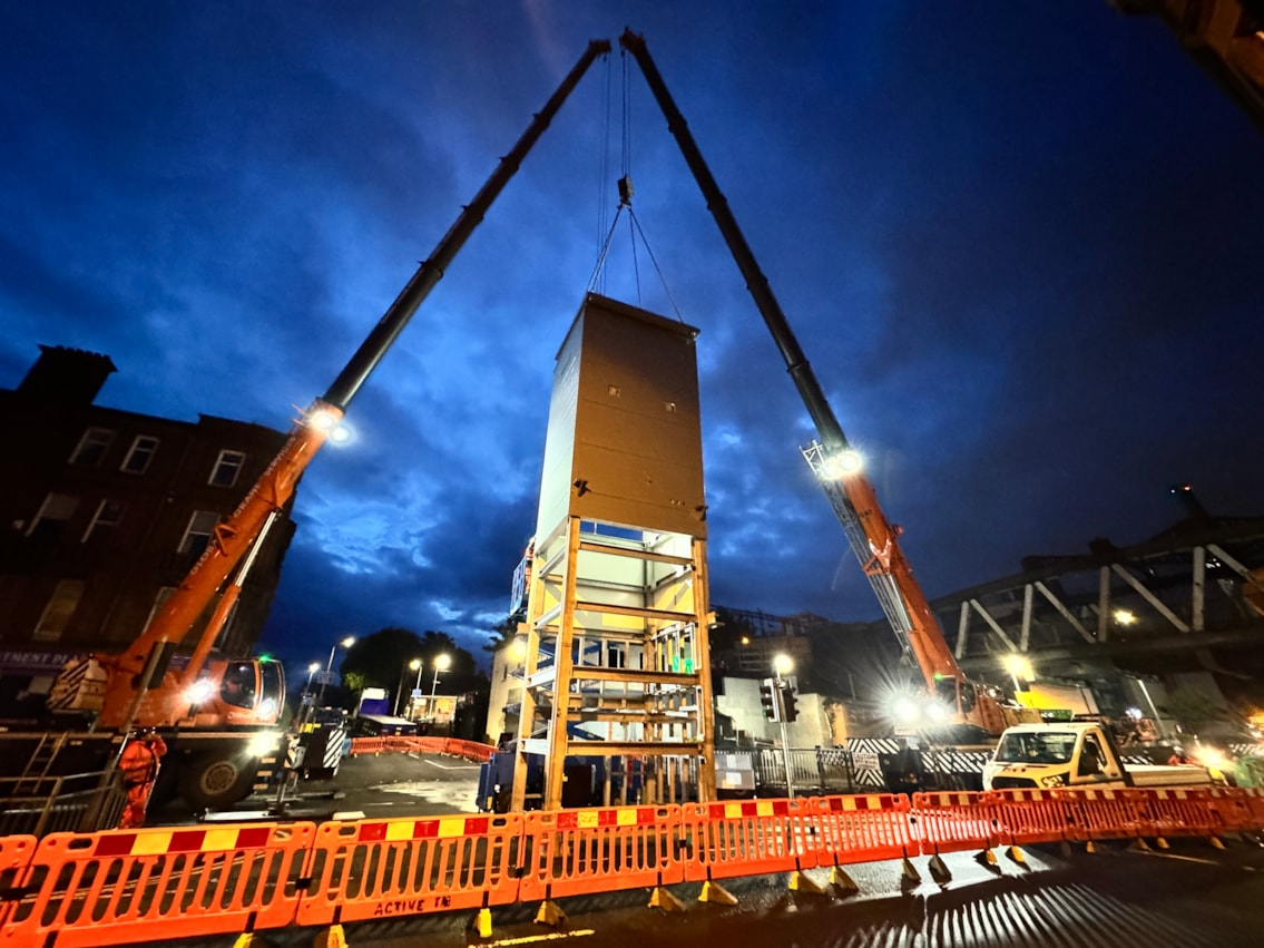 Lift towers successfully installed at Anniesland station | Scottish ...