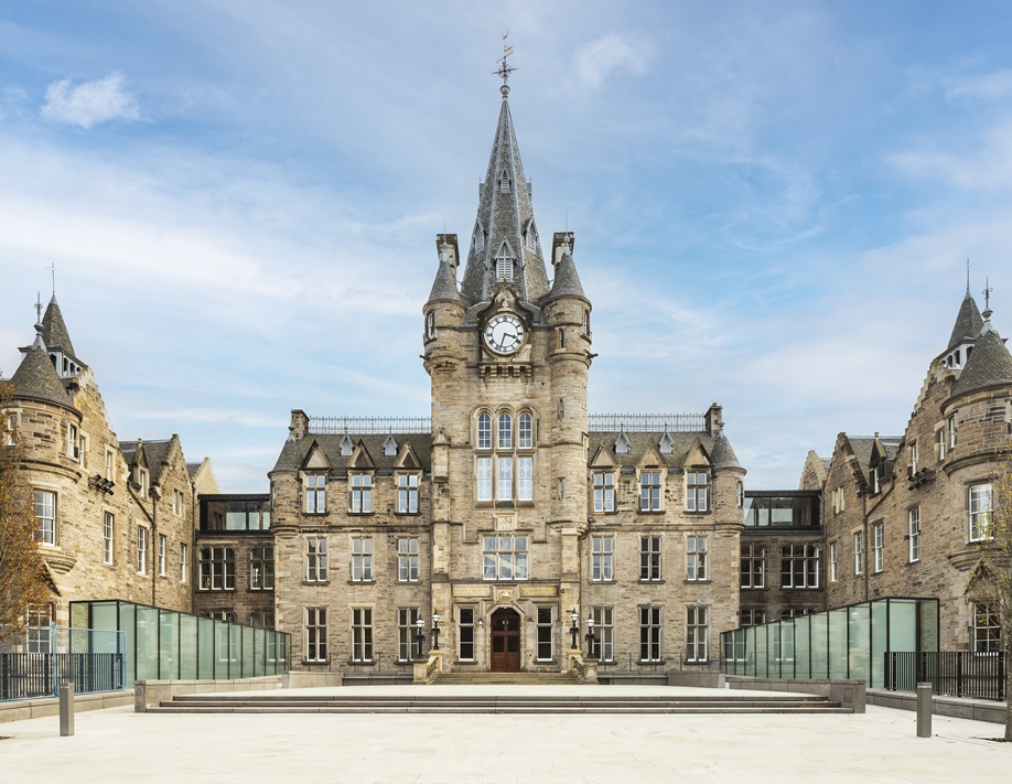 Edinburgh Futures Institute scoops global award for beauty